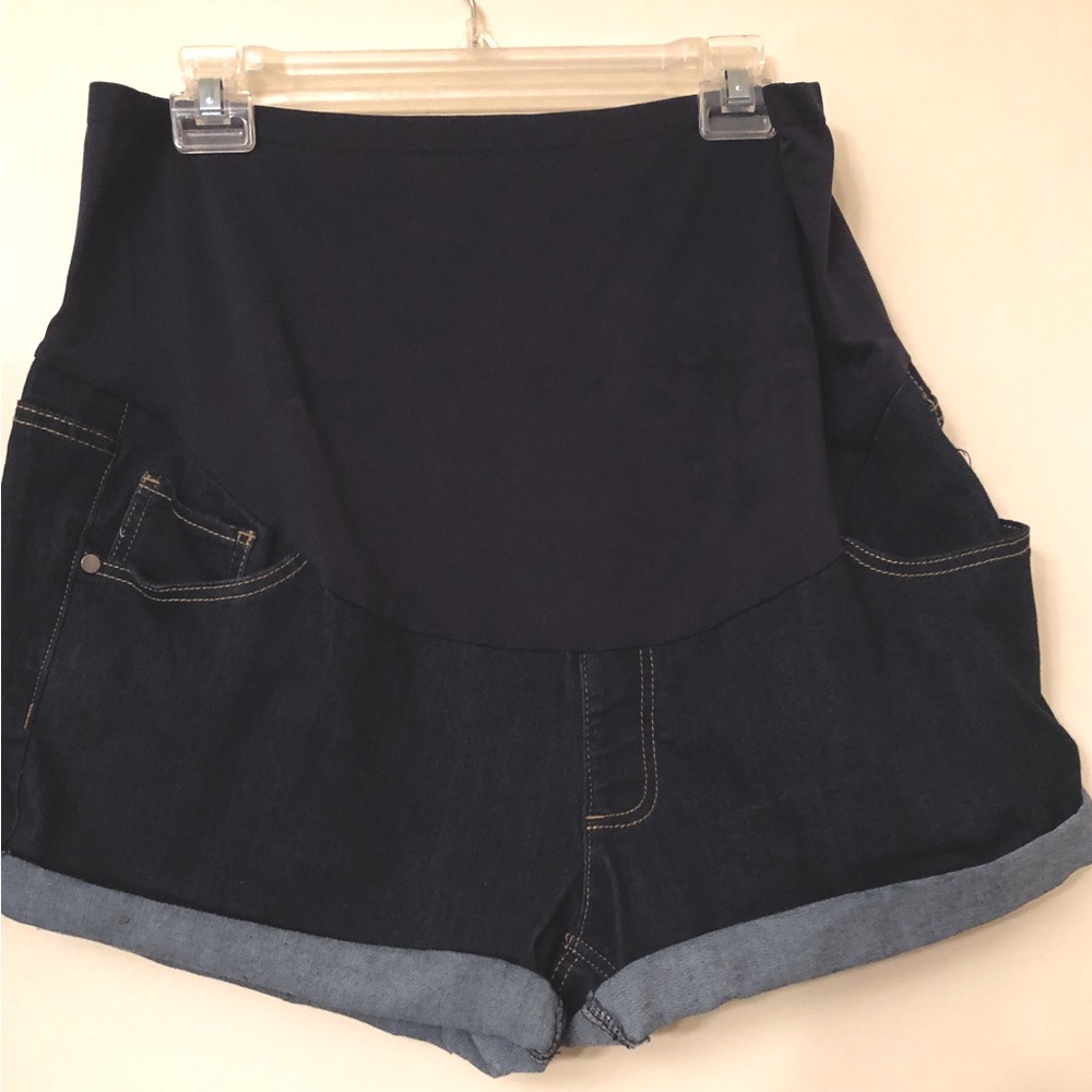 NEW Cuffed Maternity Denim stretchy shorts size 16-18 XL GREAT PRICE $AVE $$